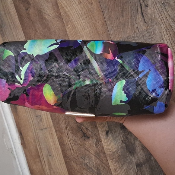 Trina Turk Cosmetic Bag - Picture 4 of 6